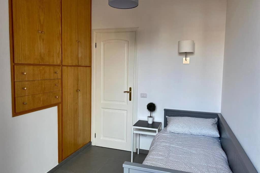 Central Modern Apartment Rome -Locazione Turistica- ภายนอก รูปภาพ