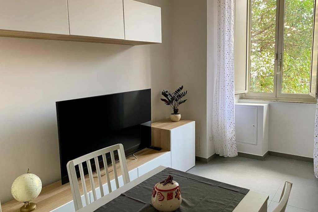 Central Modern Apartment Rome -Locazione Turistica- ภายนอก รูปภาพ