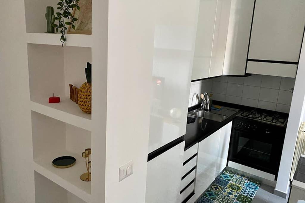 Central Modern Apartment Rome -Locazione Turistica- ภายนอก รูปภาพ