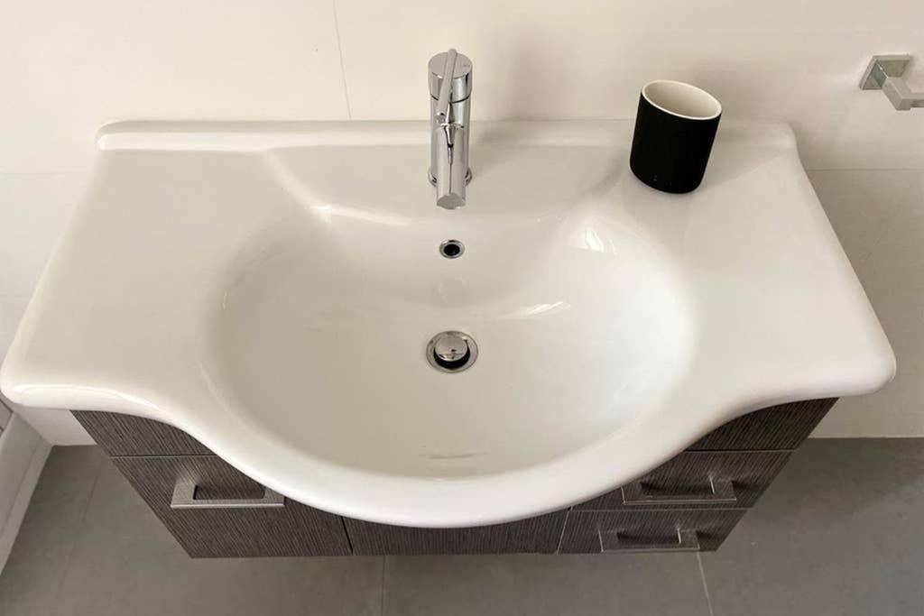 Central Modern Apartment Rome -Locazione Turistica- ภายนอก รูปภาพ
